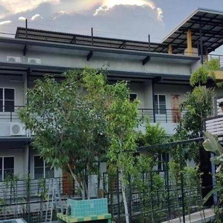 Nongbua Garden Ville Nong Bua Lamphu Экстерьер фото