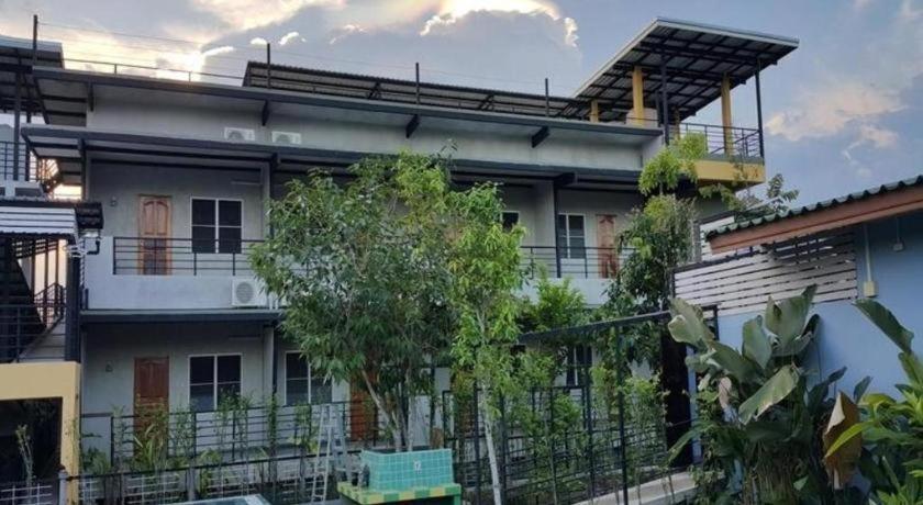 Nongbua Garden Ville Nong Bua Lamphu Экстерьер фото
